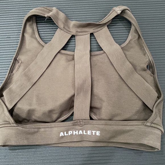 Alphalete Brown Trinity Sports Bra Size Medium - Picture 2 of 2